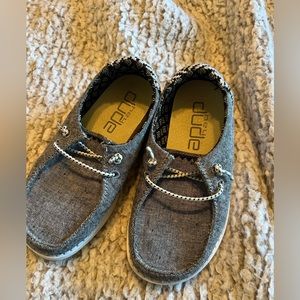 Grey hey dude toddler